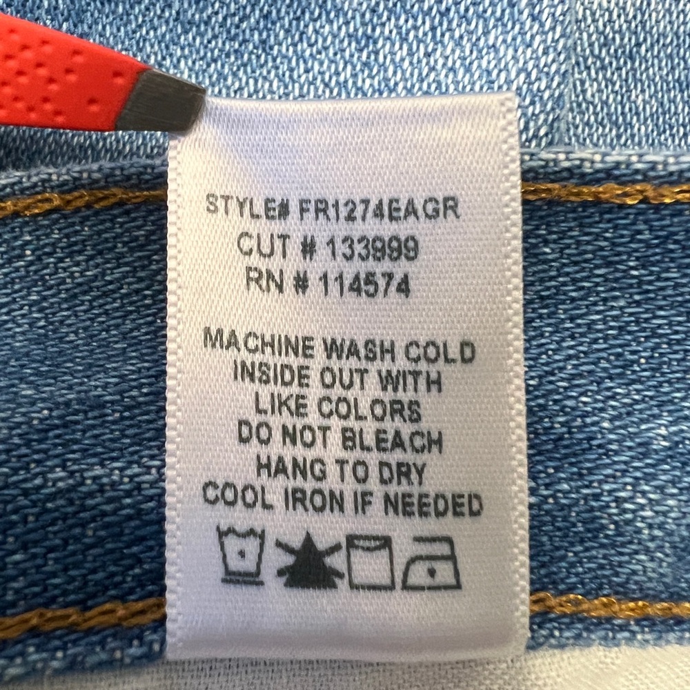 Noend Slim Straight Button-fly Crop Jeans - Size 30 -100% cotton - USA Made - Picture 7 of 12
